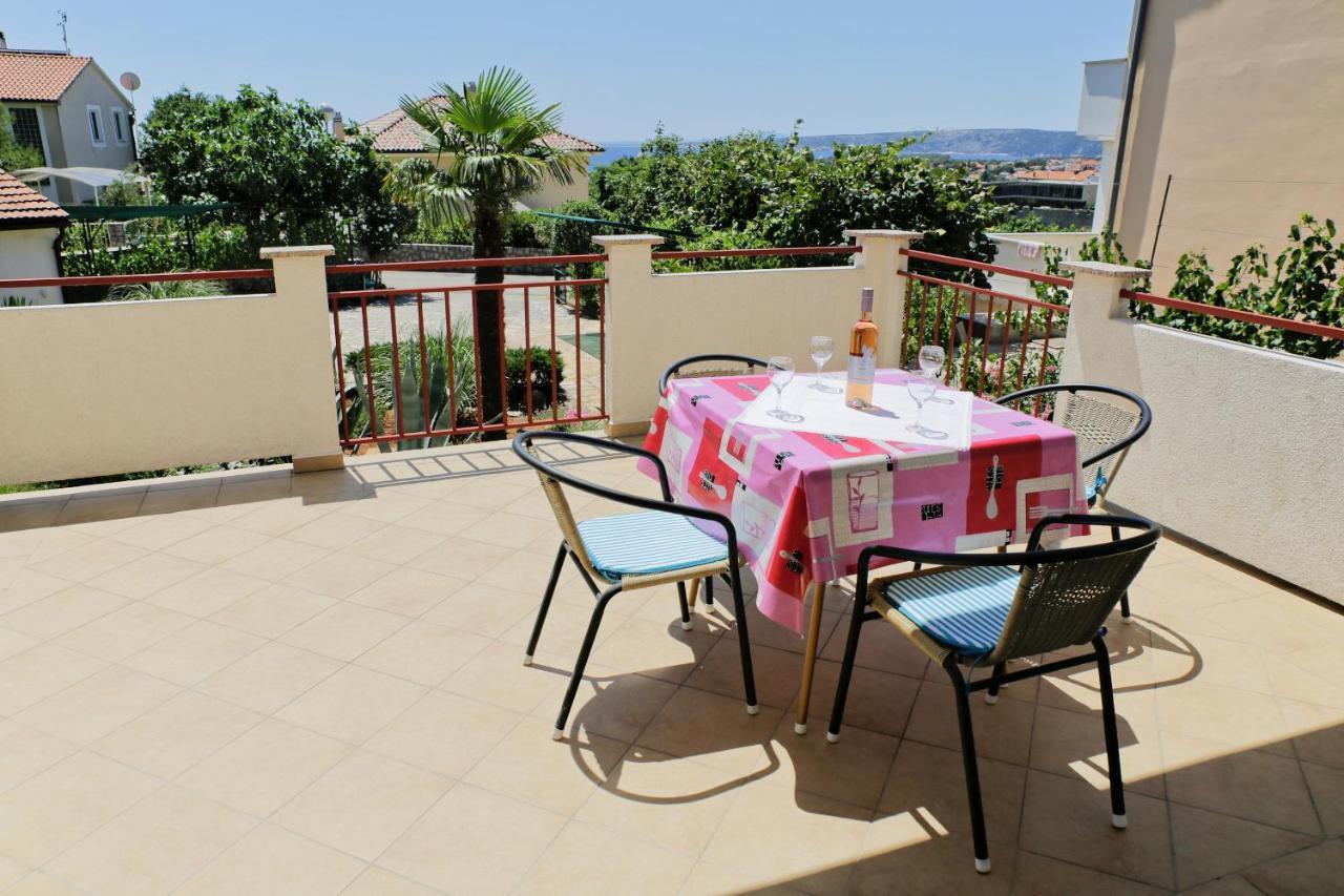 Apartments Natasa Krk Town Bagian luar foto
