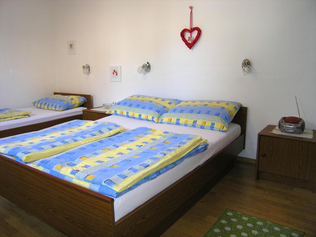 Apartments Natasa Krk Town Bagian luar foto